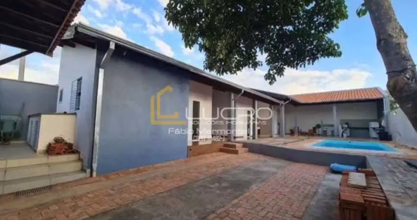 Casa com 3 quartos à venda no Vale do Igapó, Bauru 