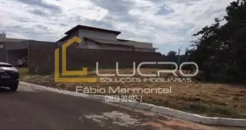 Terreno em condomínio fechado à venda no Residencial Primavera, Piratininga 