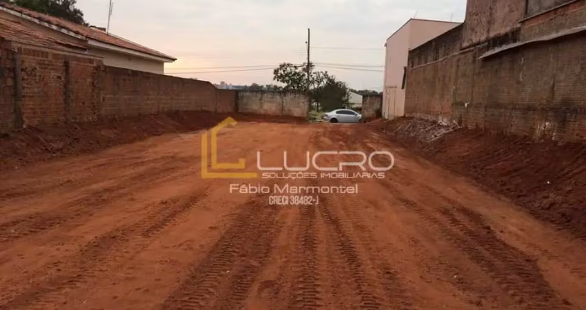 Terreno à venda no Jardim Ana Lúcia, Bauru 