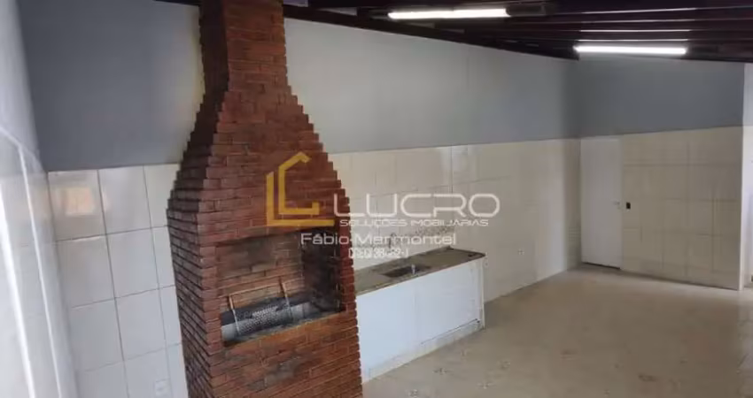 Casa a venda mary dota reformada 2 quartos portão eletrônico com churrasqueira