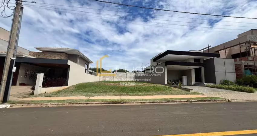 Terreno em condomínio fechado à venda no Residencial Tamboré, Bauru 