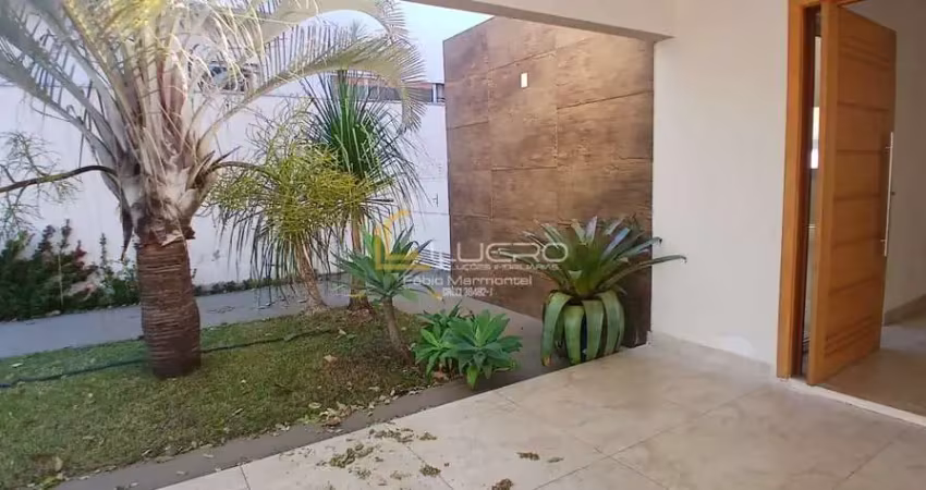 Casa para aluguel condomínio com 450 m² e 3 quartos em centro, piratininga - sp