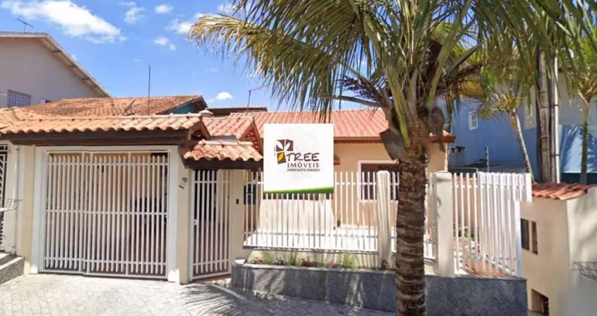 Venda de sobrado no center ville, em arujá/sp, 235m² com 3 suítes, varanda com vista pra cidade, piso inferior com 4 cômodos e 2 vagas. consulte-nos.
