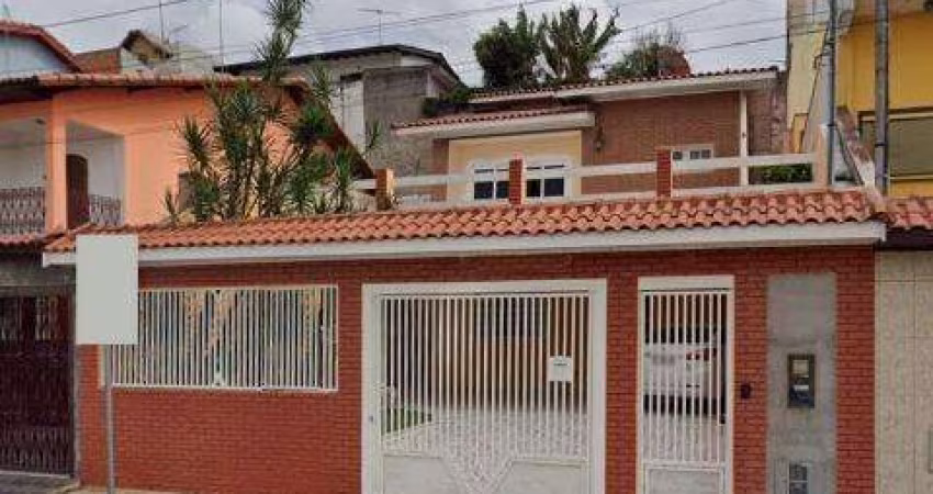 VENDA E LOCAÇÃO DE SOBRADO NA VILA VIRGÍNIA, EM ITAQUAQUECETUBA/SP, 200m² com varanda, jardim, cozinha ampla, 3 salas e suíte com hidro. CONSULTE-NOS.