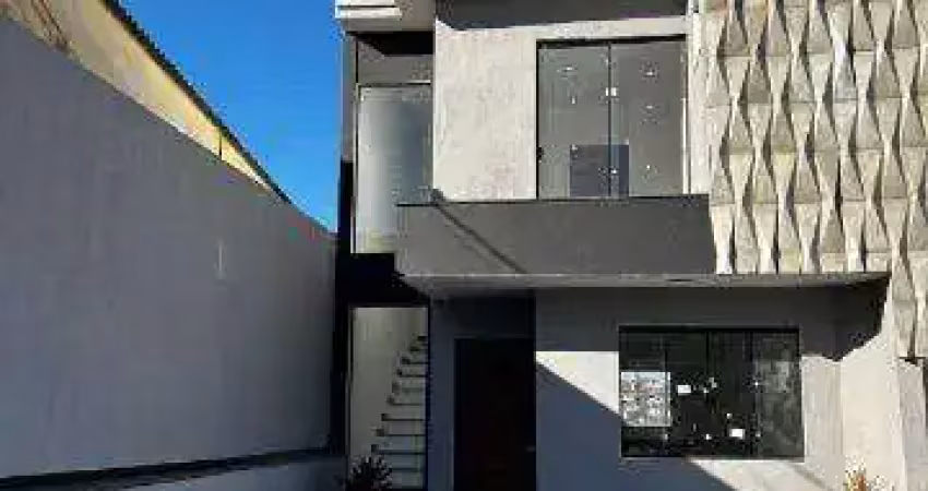 Venda de sobrado na vila lavínia, em mogi das cruzes/sp, 100m² com 3 quartos, suíte, quintal espaçoso e gramado, garagem para 4 autos. consulte-nos.