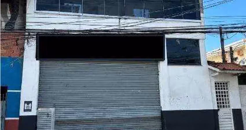 Venda de casa e galpão comercial no jardim maragogipe, em itaquaquecetuba/sp, 330m² com 2 quartos, quintal amplo, churrasqueira e galpão. consulte-nos