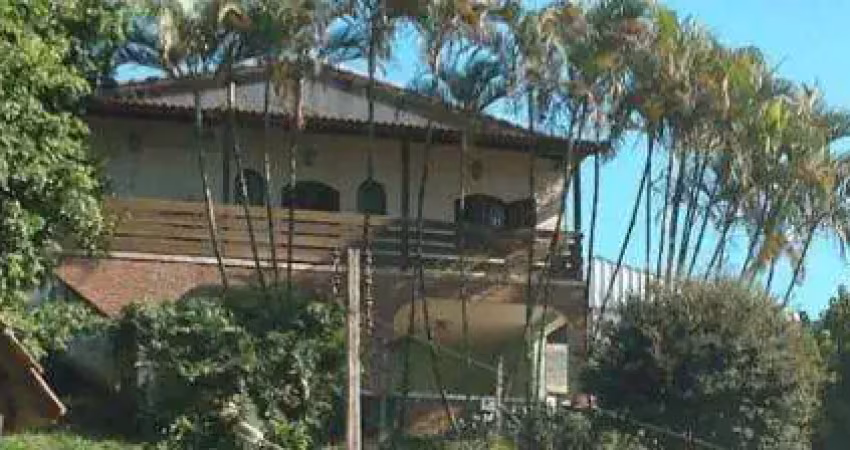 Venda de chácara no aralu, recanto das gaivotas, em santa isabel/sp, a/t de 1.850m² e a/c de 260m², com 05 dorm. e vagas para 10 autos. consulte-nos.