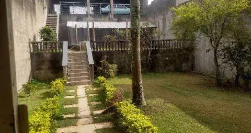 Venda de casa excelente imóvel no bairro jordanopolis/ arujá com: a/t 400m² e a/c 300m² distribuídos 3 dormitórios sendo 2 suítes...