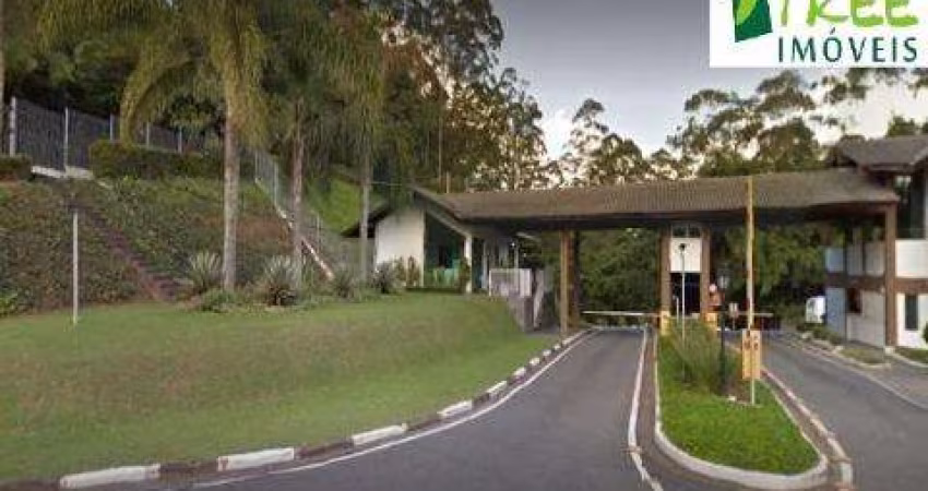 TERRENO A VENDA ARUJA HILLS I e II, A/T 1.314,63m². Condomínio possui uma privilegiada área verde e uma infraestrutura de primeiro mundo.