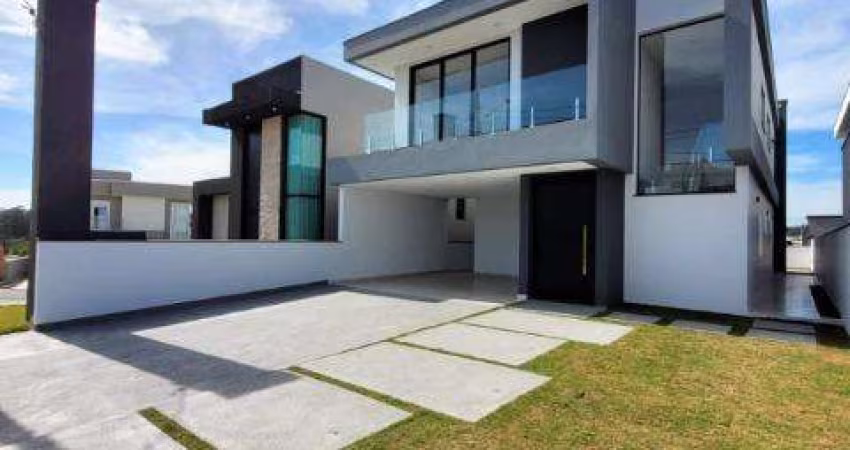 VENDA DE CASA NO CONDOMÍNIO REAL PARK, EM ARUJÁ/SP, 300m² com 4 suítes, 3 salas, área gourmet, piscina e garagem para 4 autos. CONSULTE-NOS.