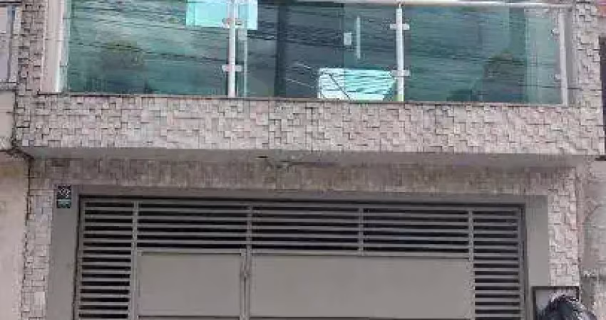Venda de sobrado no jardim via dutra, em arujá/sp, 58m² com 3 quartos, suíte, cozinha com armários, varanda com churrasqueira e 02 vagas. consulte-nos