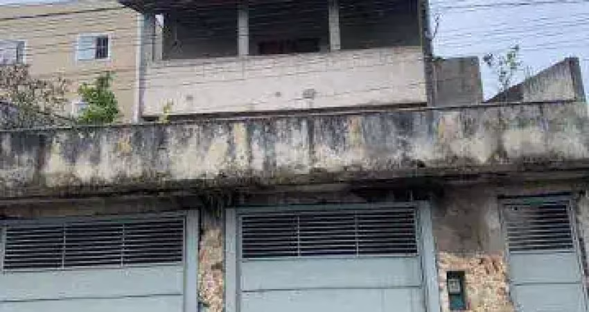 VENDA DE SOBRADO NO BARBOSAS, EM ARUJÁ/SP, 800m²  5 quartos, 3 salas, varanda gourmet. CONSULTE-NOS.