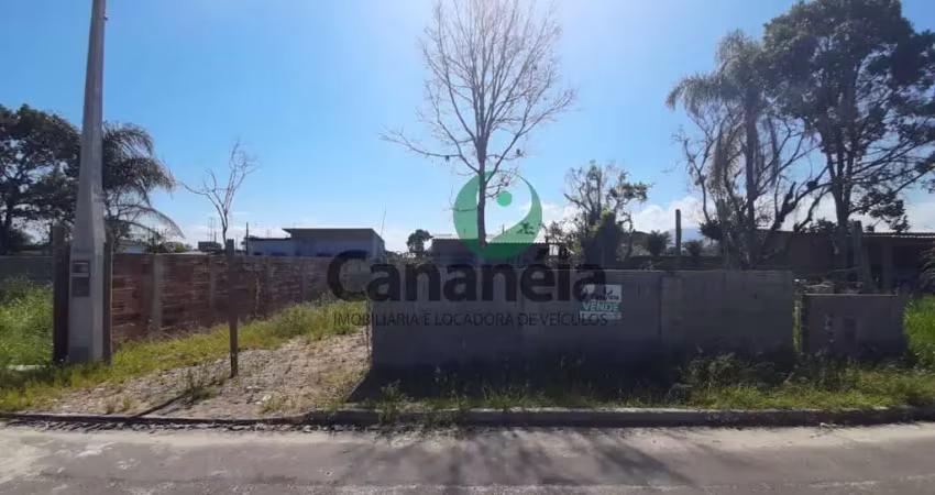 Terreno de 250,00 m² com muro e edícula - vila nossa senhora dos navegantes - cananéia - litoral sul de sp
