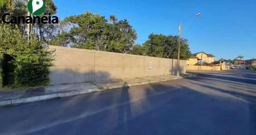 Oportunidade - valor reduzido - espetacular terreno de esquina com 1.175 m2 murado na avenida nina - retiro das caravelas - cananéia / sp