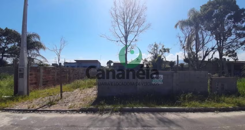 Terreno de 250,00 m² com muro e edícula - Vila Nossa Senhora dos Navegantes - Cananéia - Litoral Sul de SP