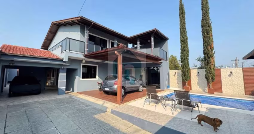 Casa Alto Padrão em Jardim Eldorado, Palhoça/SC, Venda, O imóvel possui, 4 dormitorios, sendo 1 suite, uma área constrída de 320,00 m², área total do imóvel é de 360,00 m² - CA372-546