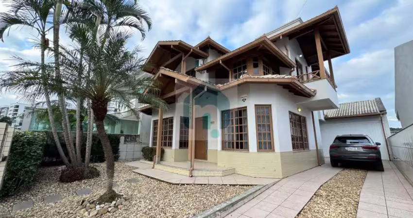 Casa com 4 dormitórios, Pedra Branca - Palhoça/SC - ca002-699