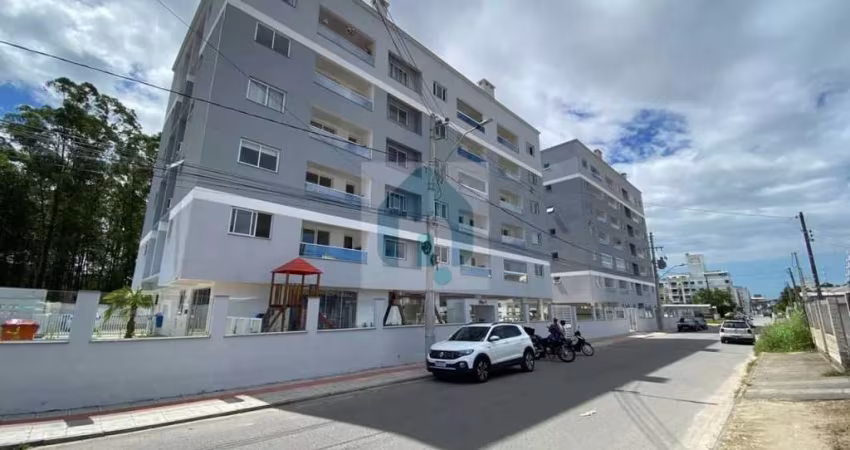Apartamento 2 dormitórios, 1 suíte, em Aririu, Palhoça/SC - AP460-7