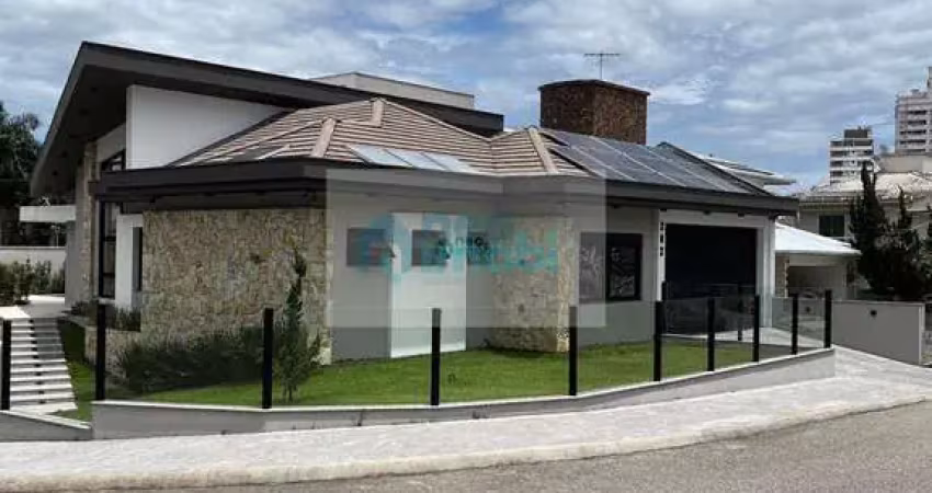 Casa 3 dormitórios, 250m² privativos, pedra branca, palhoça, sc