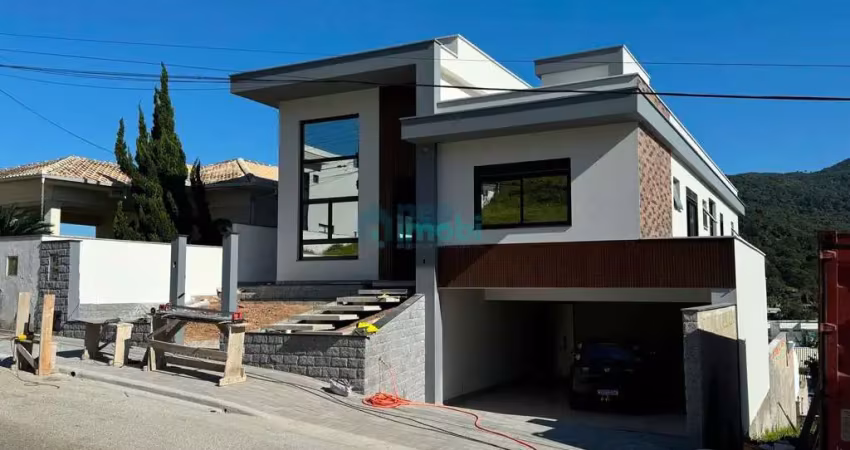 Casa com 3 quartos à venda em Pedra Branca, Palhoça 