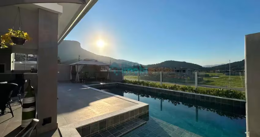 Casa 3 dormitórios, 245,25m² privativos, pedra branca, palhoça, sc