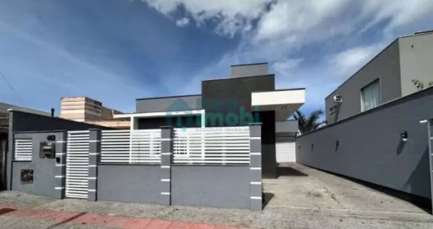 Casa com 3 quartos à venda em Pedra Branca, Palhoça 