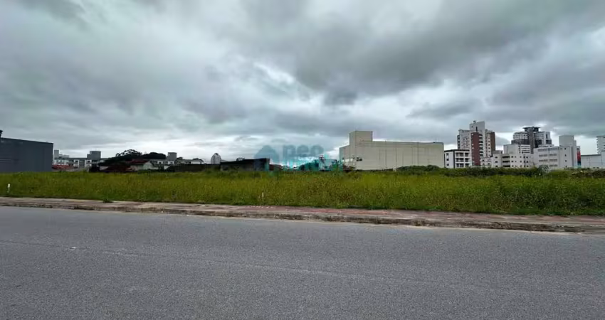 Terreno plano com 643m², viabilidade para 12 andares, pagani, palhoça, sc