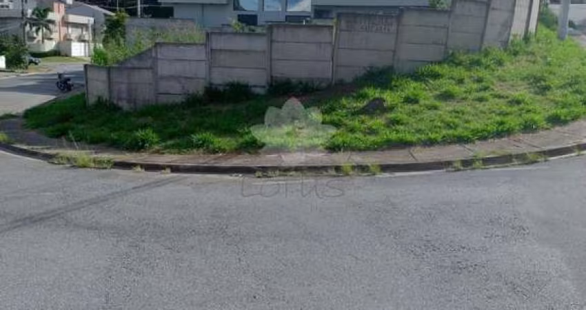 Terreno à venda no Jardim Maristela, Atibaia 