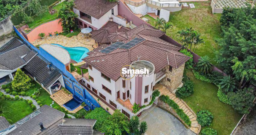 Maravilhosa Casa com 611m², sendo 7 suítes, Lareira, Salão de Jogos, Piscina, Churrasqueira, 10 vagas - Portal dos Gramados - Guarulhos/SP