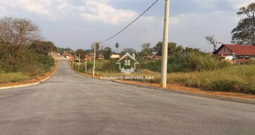 Terreno em Condomínio para Venda em Mogi.