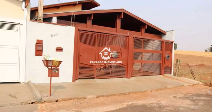 REF 10062 - Casa para Venda, com casas no quintal para renda, 260 m².
