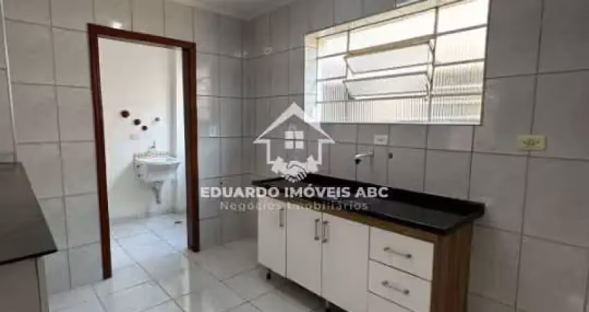 Ref 8576 - apartamento para locação no baeta neves - 2 dorm, sala, cozinha, banheiro e sem vaga de garagem.