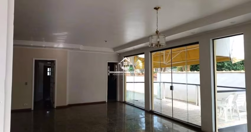 REF: 10435 - Casa Padrão para Venda, 7 suite(s), 550 m²