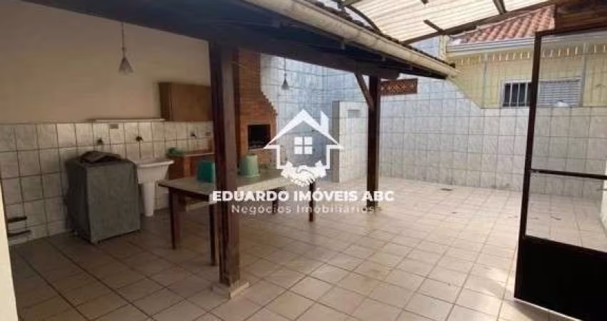 Casa (Casa Padrão) para Venda, 2 dorm(s), 1 suite(s), 4 vaga(s), 192 m²