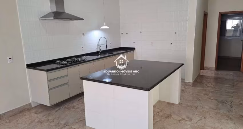 Casa Padrão6 para Venda, 2 dorm(s), 1 suite(s), 5 vaga(s), 166 m²