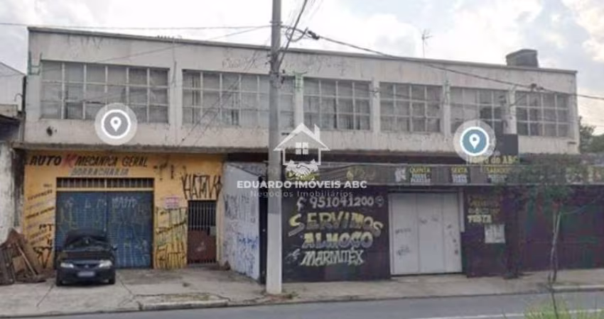 REF: 5208. Salão comercial com 5 salas. Ótima localização.