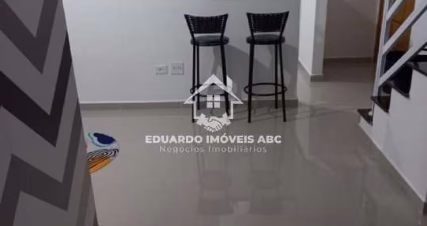 REF: 5299. Linda cobertura semi mobiliada. 2 dormitórios. 2 vagas na garagem.