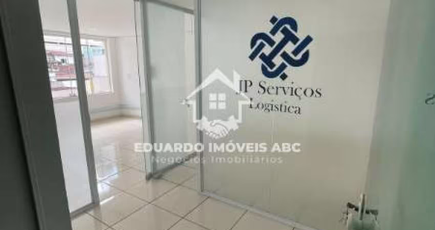 REF: 5674. Sala comercial. 2 baheiros. Ótima localização.