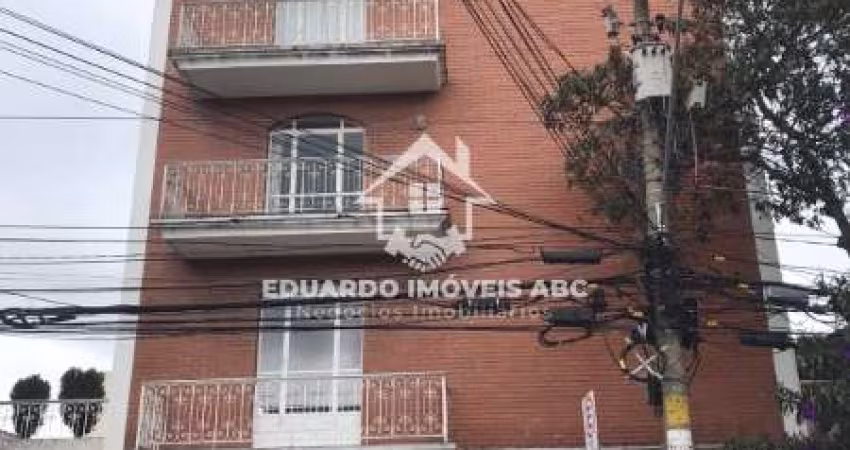 REF 6106. Apto  para Locação no bairro Centro. 5 dormitórios. 1 suíte. 3 vagas. Ótima localização.
