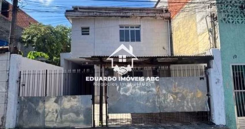REF:6667. Casa Assobradada para Venda no bairro Campanário, 4 dorm. Ótima oportunidade!