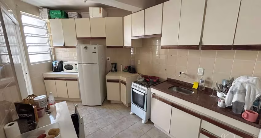Apartamento 3 dormitórios na Trindade