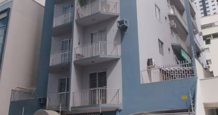 Apartamento em ótima localização próximo do shopping atlântico.