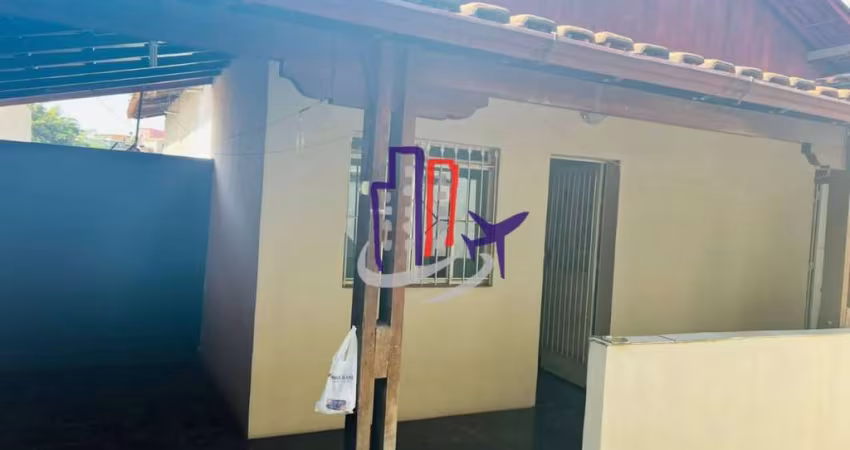 Casa com lote de 720m no bairro Praia em Contagem