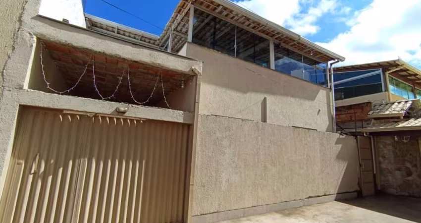 Casa de Condomínio Para Vender com 2 quartos no bairro Tropical em Contagem