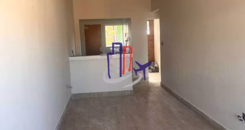 Casa Geminada Para Vender com 02 quartos no bairro Centro em Mateus Leme