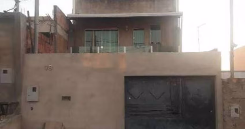 Casa Para Vender com 02 quartos no bairro Tropical em Contagem