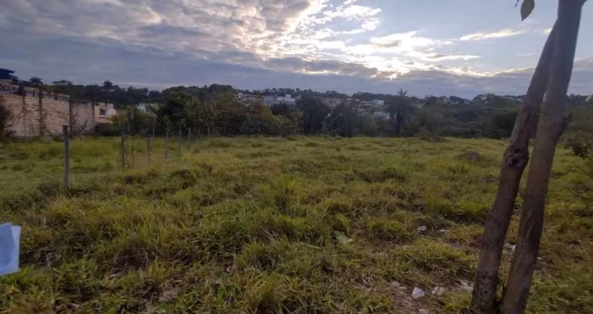 Lote / Terreno de Bairro Para Vender no bairro Vila Verde em Betim