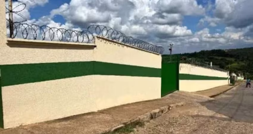Apartamento Para Vender com 02 quartos no bairro Vista Alegre em Mateus Leme