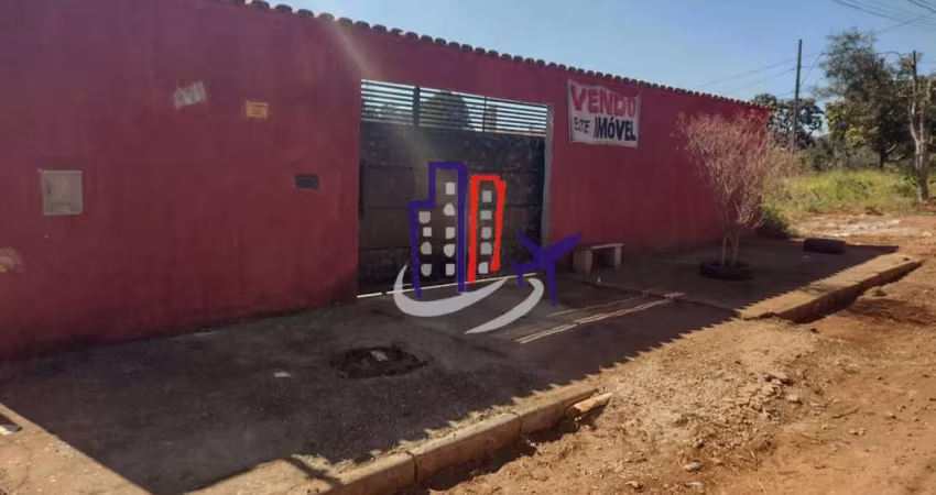 Casa Para Vender com 02 quartos no bairro Duque de Caxias em Mateus Leme