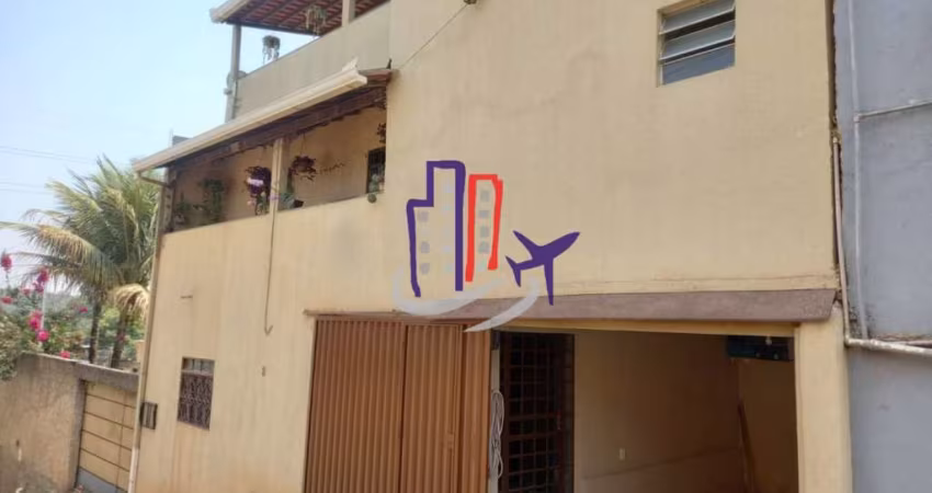 Casa Para Vender com 02 quartos no bairro Tropical em Contagem